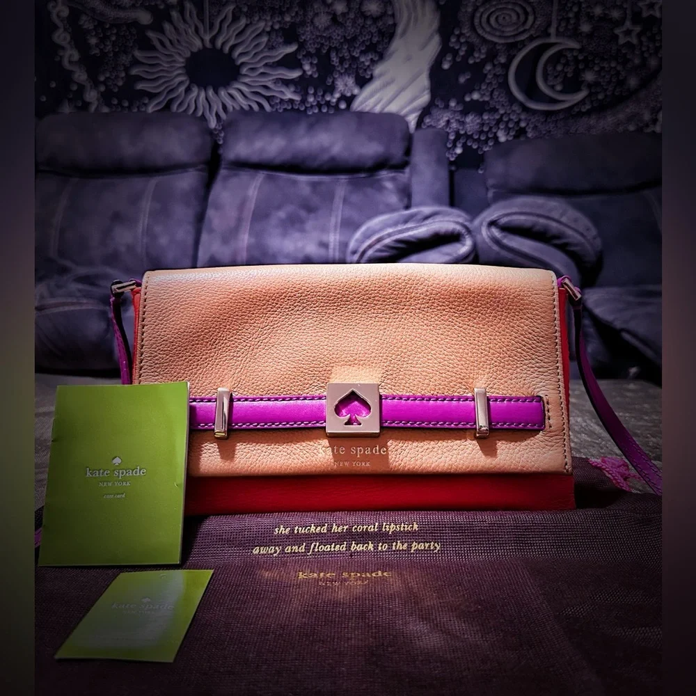 Vintage style Kate Spade Y2K Tan and Purple Crossbody Bag ❌60% OFF SALE❌ - Picture 9 of 16